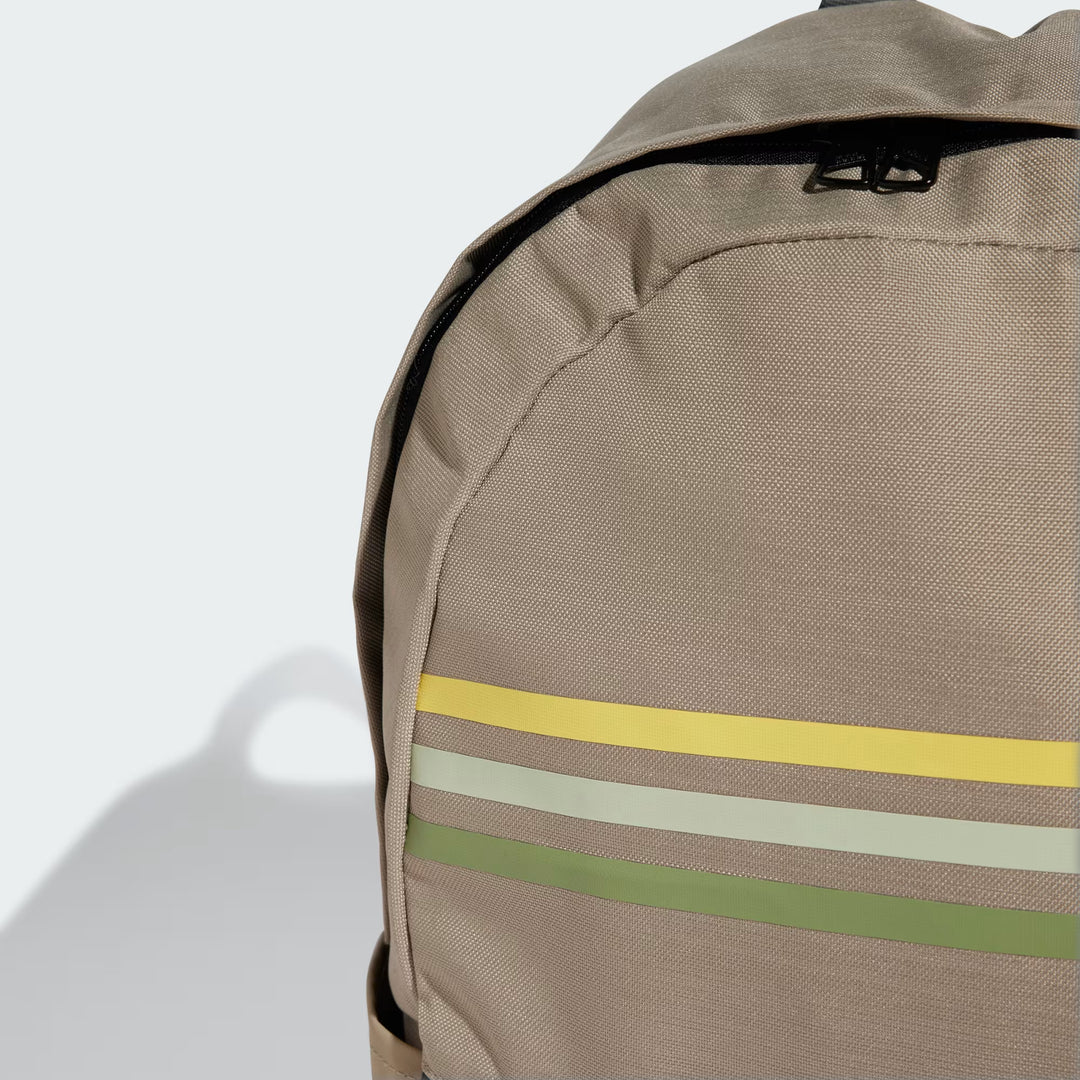 Classic_Horizontal_3-Stripes_Backpack_Green_IZ1896_41_detail_jpg_1080x